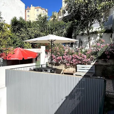 New Flat & Terrace Garden Monte Da Graca * Lisbon